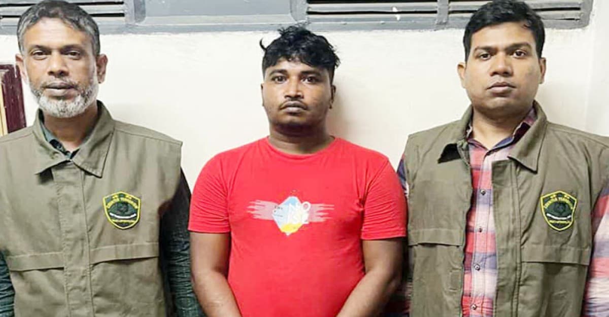 মোহাম্মদপুরে শীর্ষ সন্ত্রাসী ‘ভাগ্নে বিল্লাল’ গ্রেপ্তার