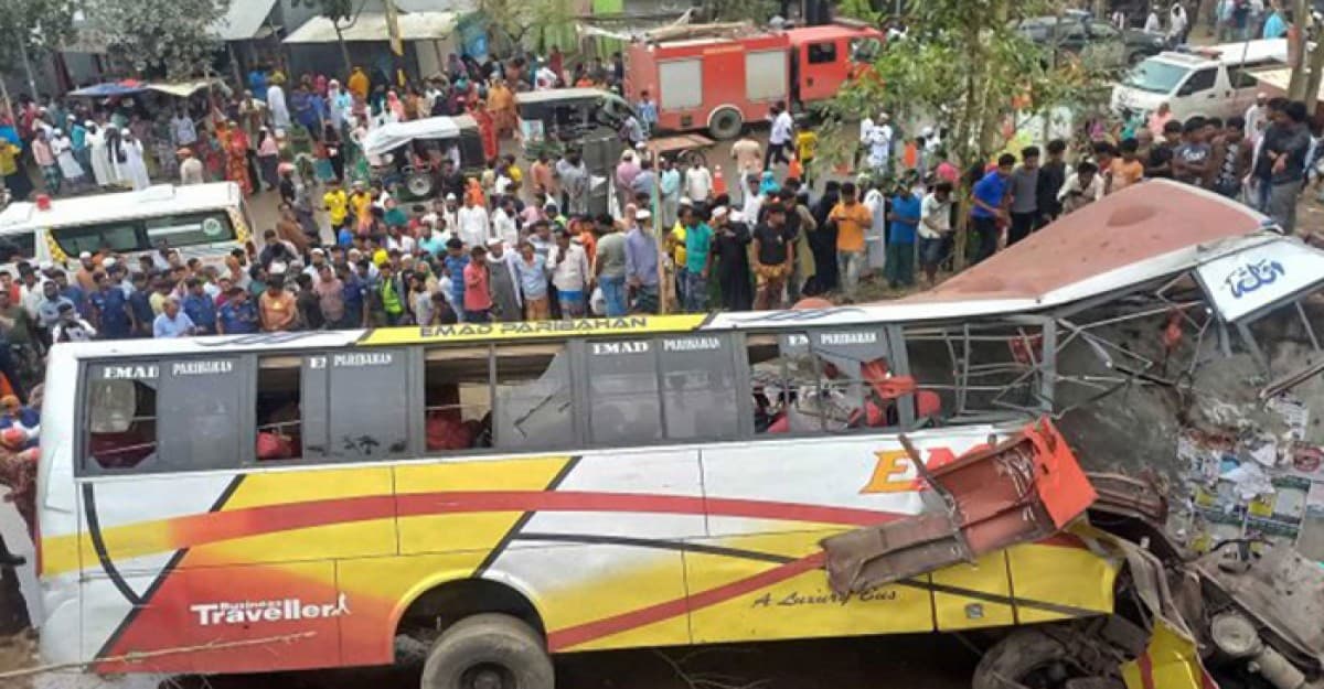 জুলাইয়ে সড়ক-নৌ-রেল দুর্ঘটনায় ঝরেছে ৪১৮ প্রান