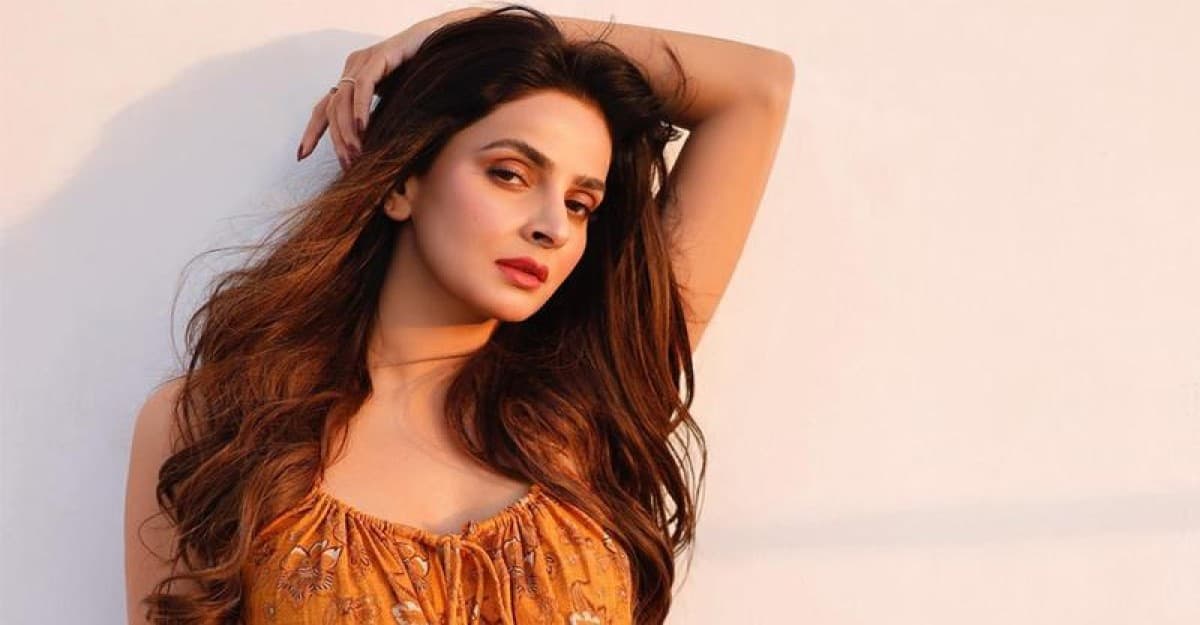 শুটিং সেটে অজ্ঞান অভিনেত্রী সাবা কামার