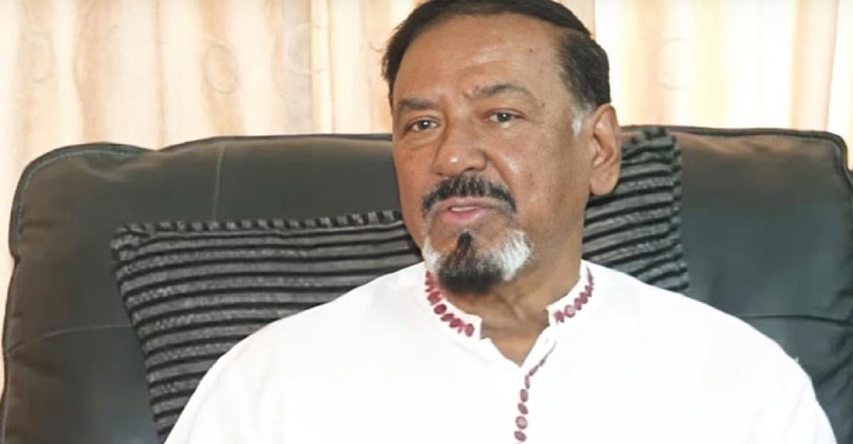 ‘পৃথিবীতে সংবিধান সংশোধন করে নির্বাচিতরা, দেশে করছে অনির্বাচিতরা’