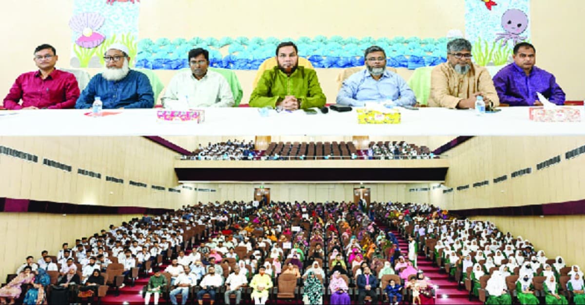 মানবিকতার পাঠেই শিক্ষার্থীদের গড়ে তুলতে হবে : গাকৃবি ভিসি