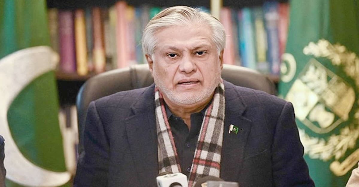 ঢাকায় পৌঁছেছেন পাকিস্তানের পররাষ্ট্রমন্ত্রী ইসহাক দার