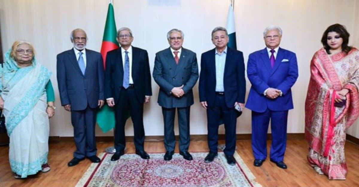 পাকিস্তানের পররাষ্ট্রমন্ত্রীর সঙ্গে বিএনপির শীর্ষ নেতাদের বৈঠক