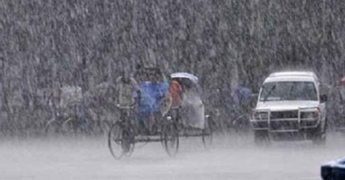 চার বিভাগে ভারী বৃষ্টির পূর্বাভাস