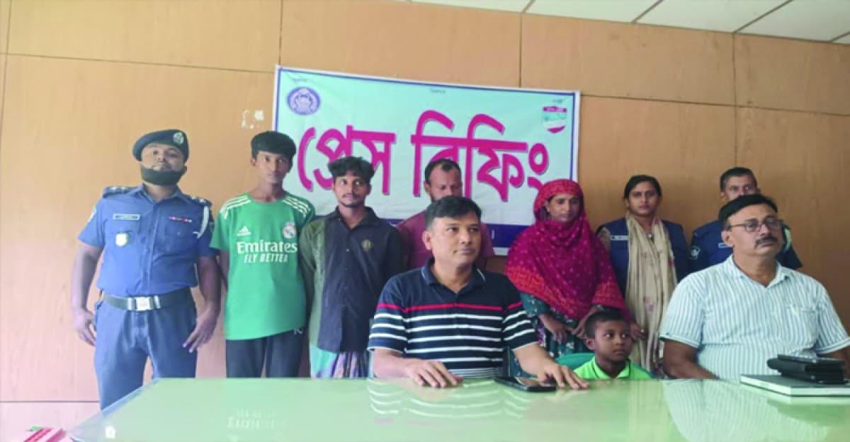 নড়াইলে শিশু অপহরণ করে মুক্তিপণ দাবি, গ্রেপ্তার ৪