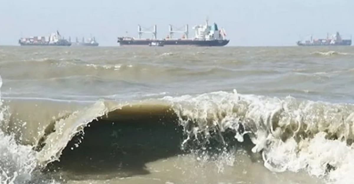 আবারও লঘুচাপের আশঙ্কা, আবহাওয়া নিয়ে নতুন পূর্বাভাস