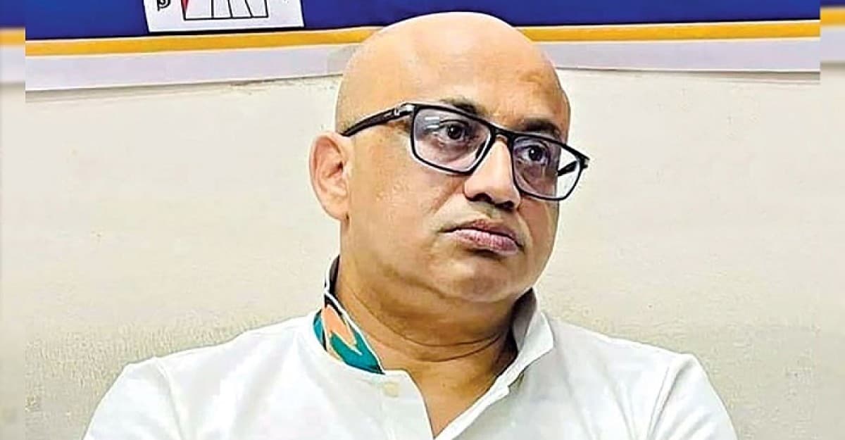 সাবেক প্রতিমন্ত্রী ডা. মুরাদের বিরুদ্ধে গ্রেপ্তারি পরোয়ানা