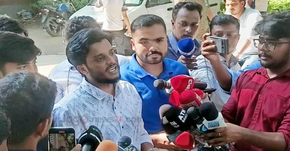 ‘ওয়ান বেড, ওয়ান স্টুডেন্ট’ নীতি বাস্তবায়ন করা প্রতিশ্রুতি দিলেন কাদের