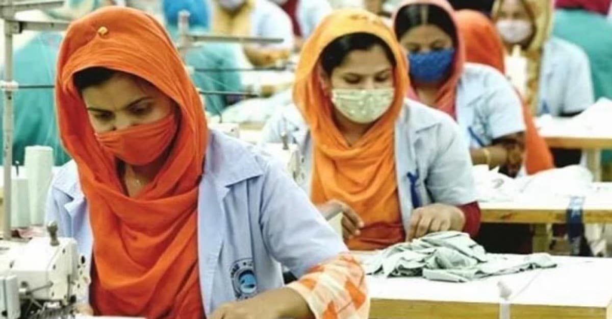 ব্যাংকিং সমস্যায় থমকে গেল ৪০০ পোশাক কারখানার চাকা