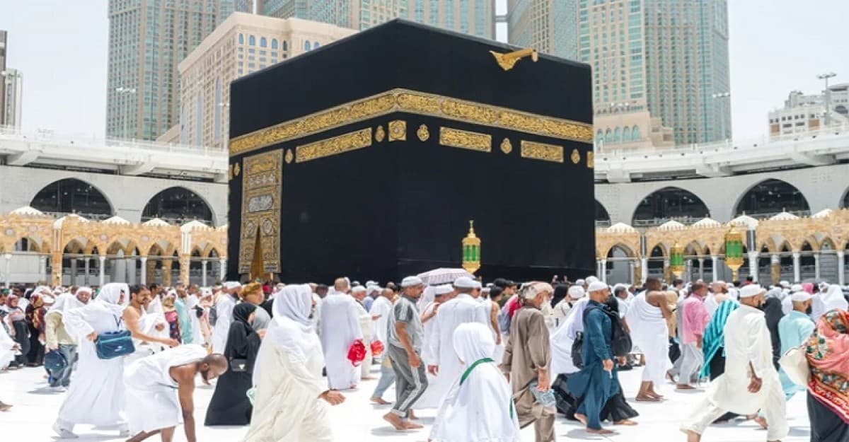 হজ নিবন্ধন নিয়ে সরকারের সতর্কবার্তা