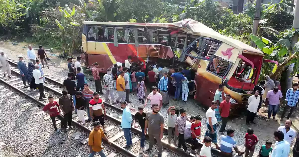মার্চে ৬১৬ সড়ক দুর্ঘটনায় নিহত ৬১৯, আহত ১৫৪৮ : যাত্রী কল্যাণ সমিতি