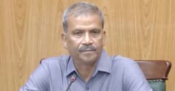 অন্তর্বর্তী সরকার ভারতের প্রভাব থেকে দেশকে মুক্ত করেছে: আসিফ নজরুল