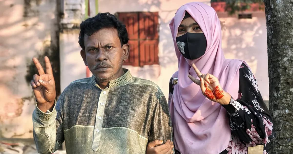 নাটোরে বাবা-মেয়ের একসঙ্গে এইচএসসি পাস