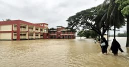 কক্সবাজারে কমছে বন্যার পানি, ক্ষতিগ্রস্ত ২ লাখ ৩৩ হাজার মানুষ