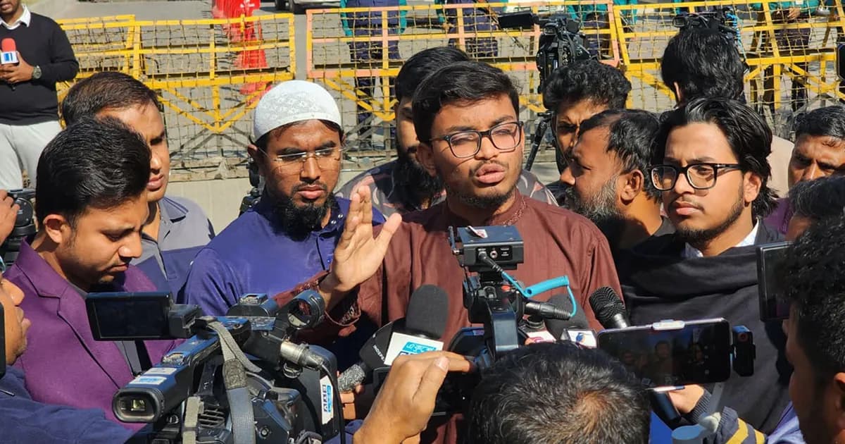 ‘স্বরাষ্ট্র উপদেষ্টার পদত্যাগ না হওয়া পর্যন্ত ঘরে ফিরবো না’