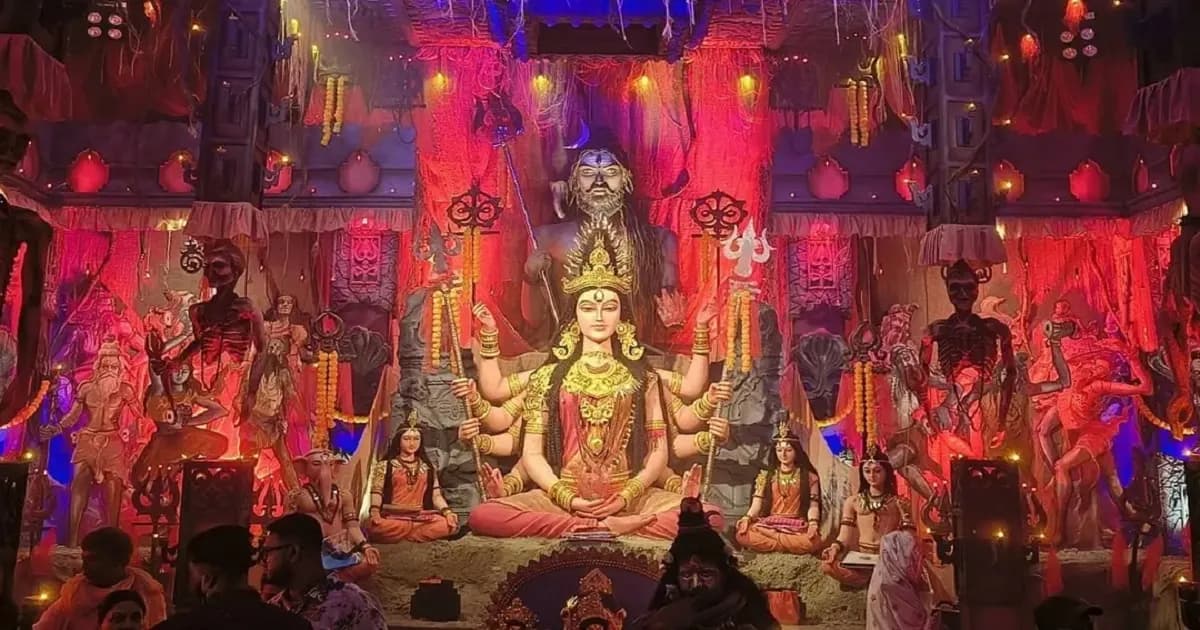 বিজয়া দশমী আজ, বিসর্জনে শেষ হচ্ছে পাঁচ দিনের দুর্গোৎসব