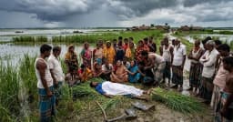 অষ্টগ্রামে হাওরে ঘাস কাটতে গিয়ে বজ্রপাতে যুবকের মৃত্যু