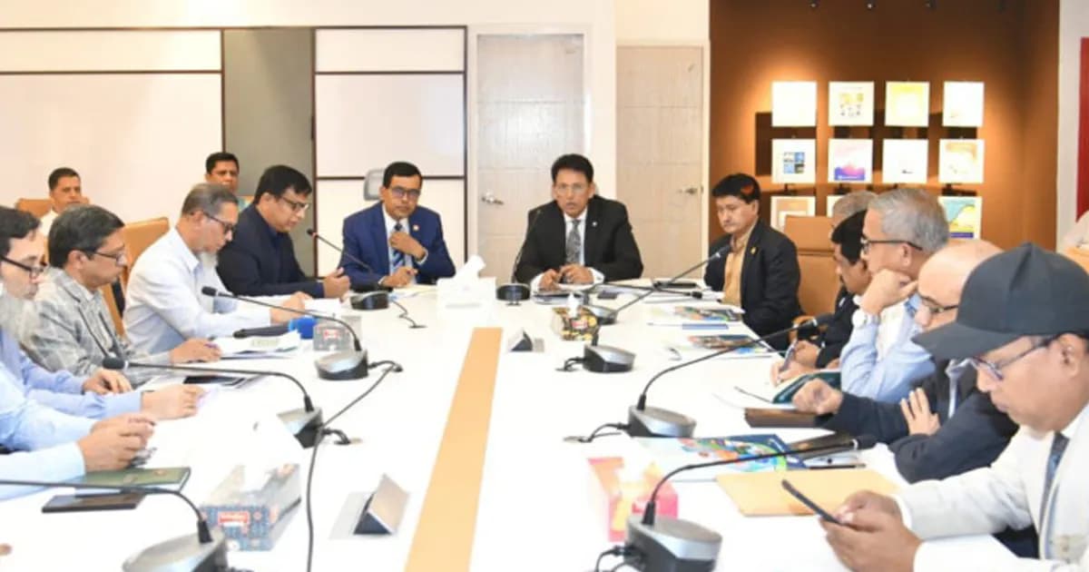 পাঠ্যপুস্তক পরিমার্জন ও কারিকুলাম প্রণয়ন করবে সরকার: শিক্ষামন্ত্রী