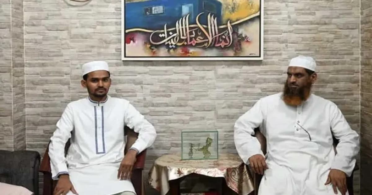 মামুনুল হকের সঙ্গে সাক্ষাৎ করলেন এনসিপি মুখপাত্র আসিফ মাহমুদ