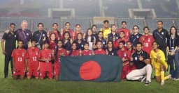 নারী ফুটবলারদের বেতন ১০০ ভাগ বাড়ানোর চেষ্টা করছি: ক্রীড়া উপদেষ্টা