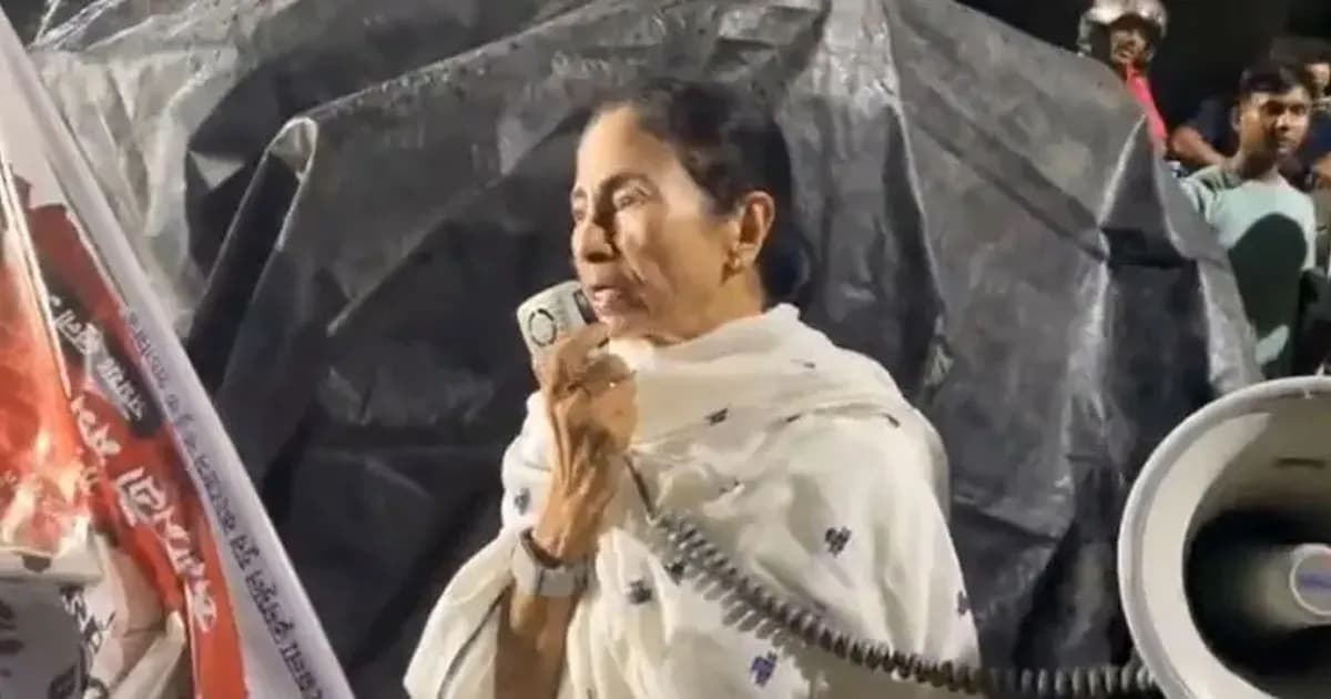দিল্লির পর উত্তপ্ত পশ্চিমবঙ্গ, এবার রাস্তায় নামলেন মমতা