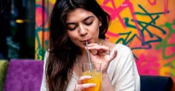 ত্বকে বয়সের ছাপ দূর করবে যে ৪ পানীয়