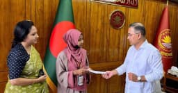 প্রধানমন্ত্রীর সহায়তায় চীনে মেডিকেল পড়ার স্বপ্ন পূরণ ফাতেমার