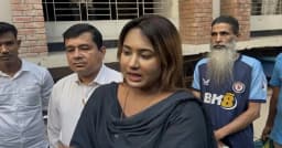 আদালতে অঝোরে কেঁদে যে অভিযোগ করলেন রিয়া মনি