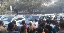 সংসদ ভবনে আসতে শুরু করেছেন নবনির্বাচিত এমপিরা