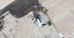 যুক্তরাষ্ট্রের হামলায় ইরানের ত্রাণবাহী বিমান বিধ্বস্ত