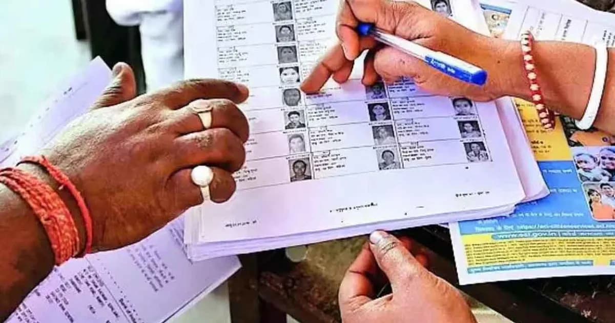 আন্দোলনের মধ্যেই ভারতে ভোটার তালিকা থেকে বাদ আরও ১ কোটি নাম
