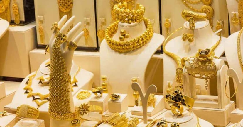 চরম অস্থিরতার মধ্যেই দেশের বাজারে সোনার সবশেষ বিক্রয়মূল্য