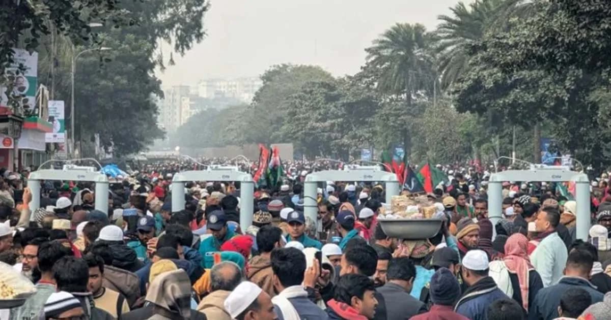 বেগম জিয়ার জানাজায় অংশ নিতে মানুষের ঢল