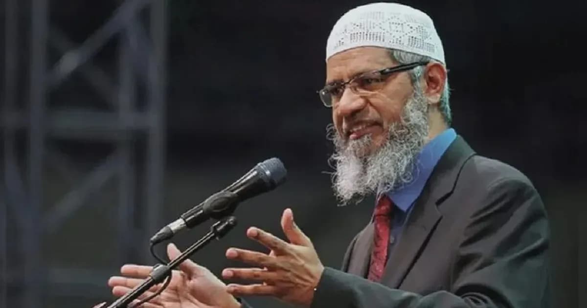 ঢাকায় যে কারণে আসছেন না জাকির নায়েক