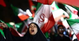 আলোচনা শুরুর আগেই ইরানের এক শর্তে রাজি যুক্তরাষ্ট্র