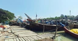 রূপালি ইলিশের আশায় নদীতে নামছে জেলেরা
