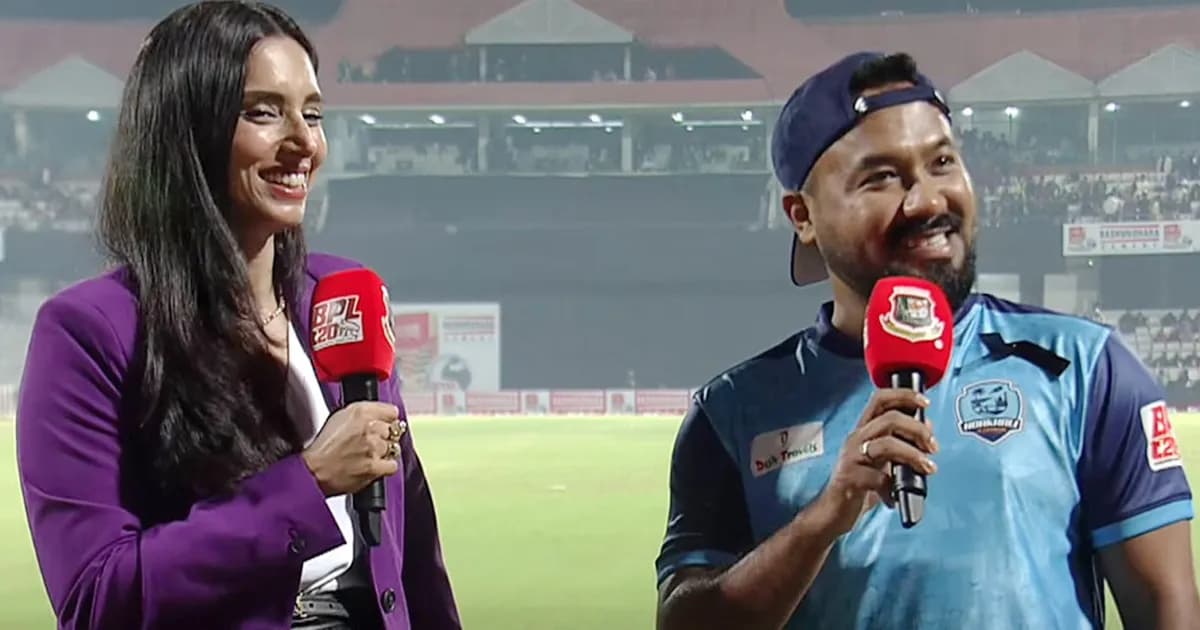 পাকিস্তানি উপস্থাপিকার প্রশ্নে হতবাক পলাশ