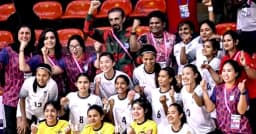 মালদ্বীপকে উড়িয়ে সাফ ফুটসাল চ্যাম্পিয়ন বাংলাদেশ