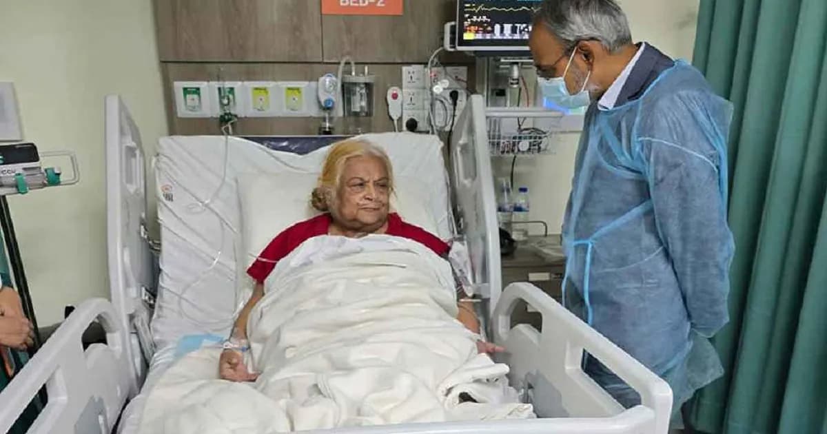 সেলিমা রহমানকে হাসপাতালে দেখতে গেলেন ডা. রফিকুল ইসলাম
