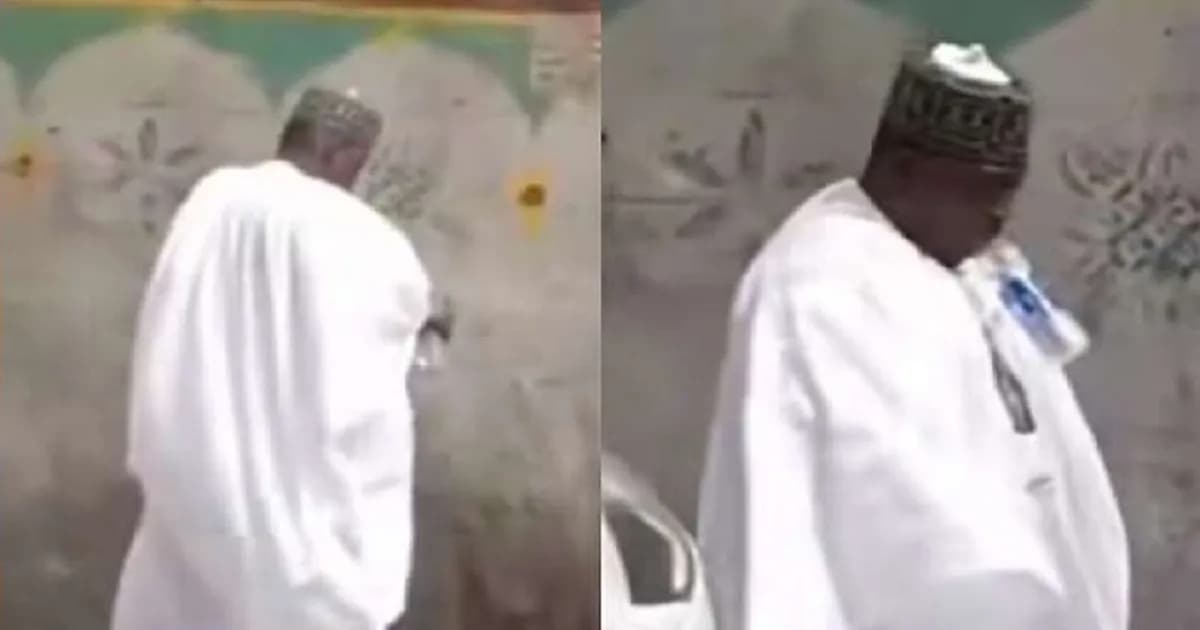 মাঝপথে গাড়ি থামিয়ে সড়কেই দাঁড়িয়ে প্রস্রাব করলেন গভর্নর