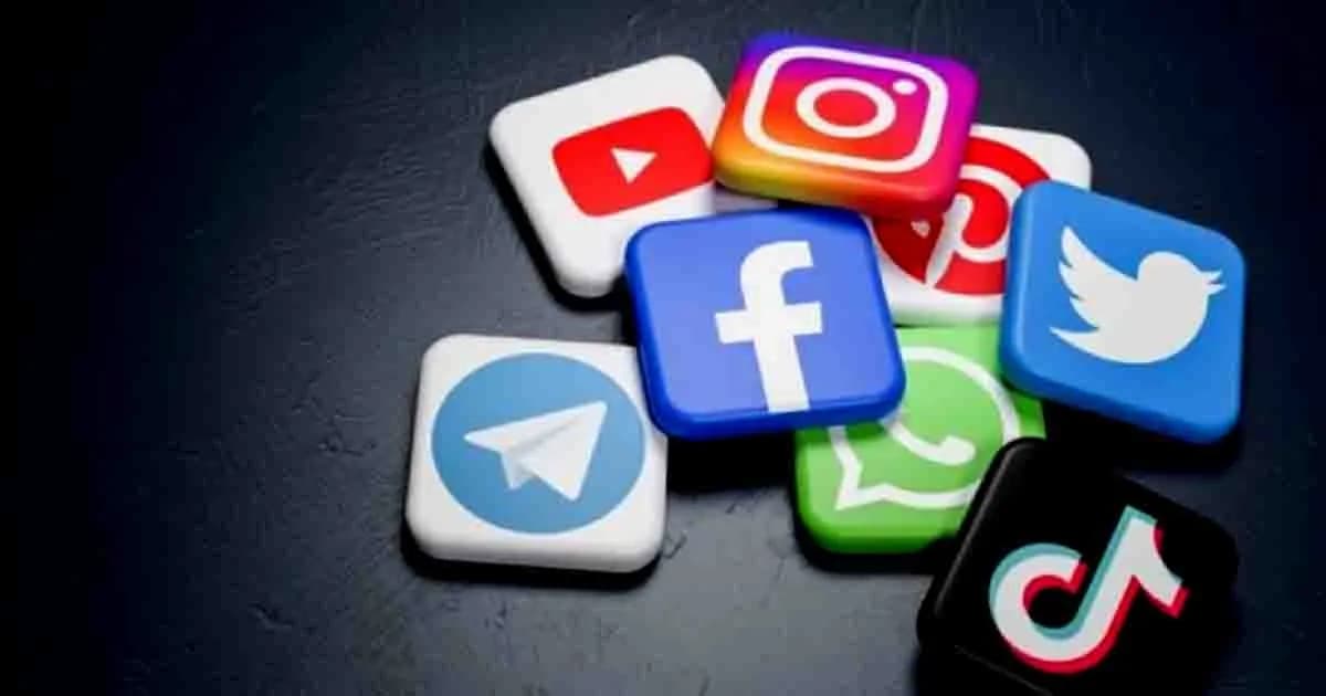অপ্রাপ্তবয়স্কদের জন্য নিষিদ্ধ হচ্ছে সোশ্যাল মিডিয়া