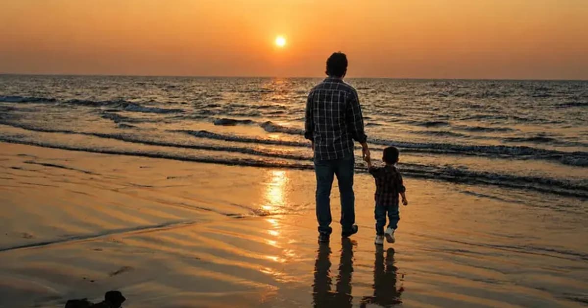 আজ বিশ্ব বাবা দিবস