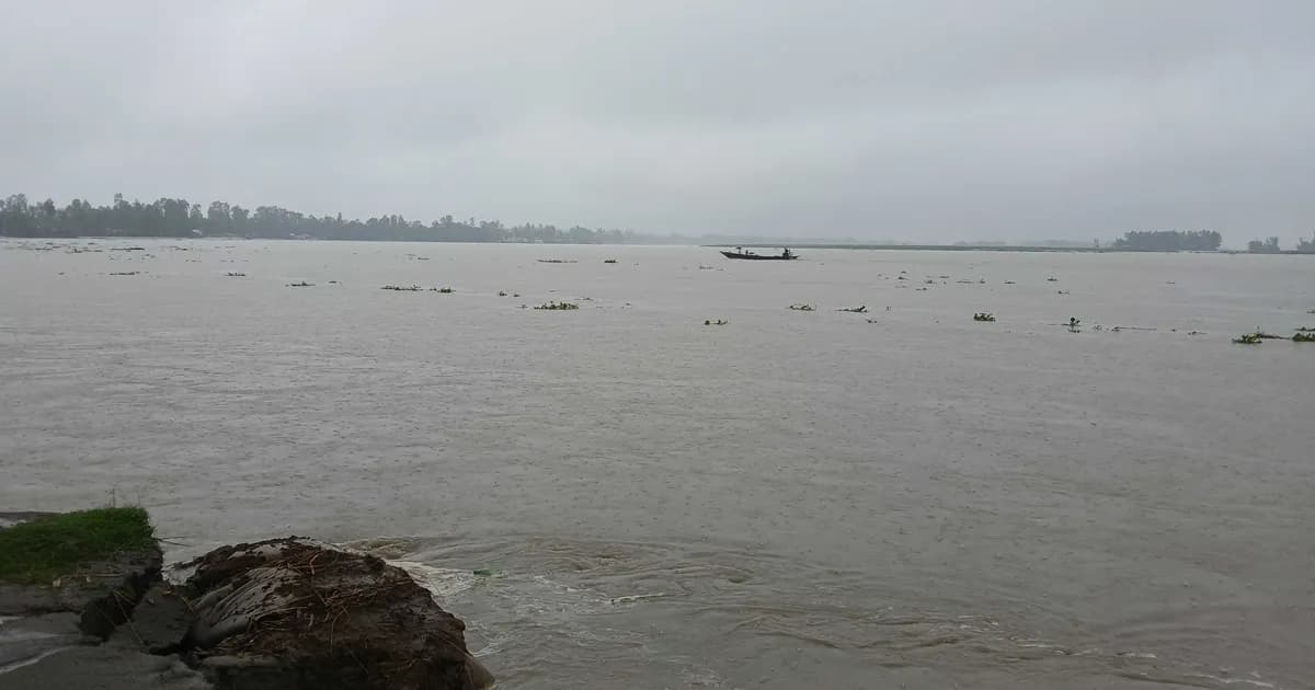দুই নদীর পানি বিপৎসীমার ওপরে, বাড়ছে বৃষ্টির শঙ্কা