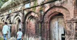 পর্যটকদের পদচারণায় মুখর পানাম সিটি