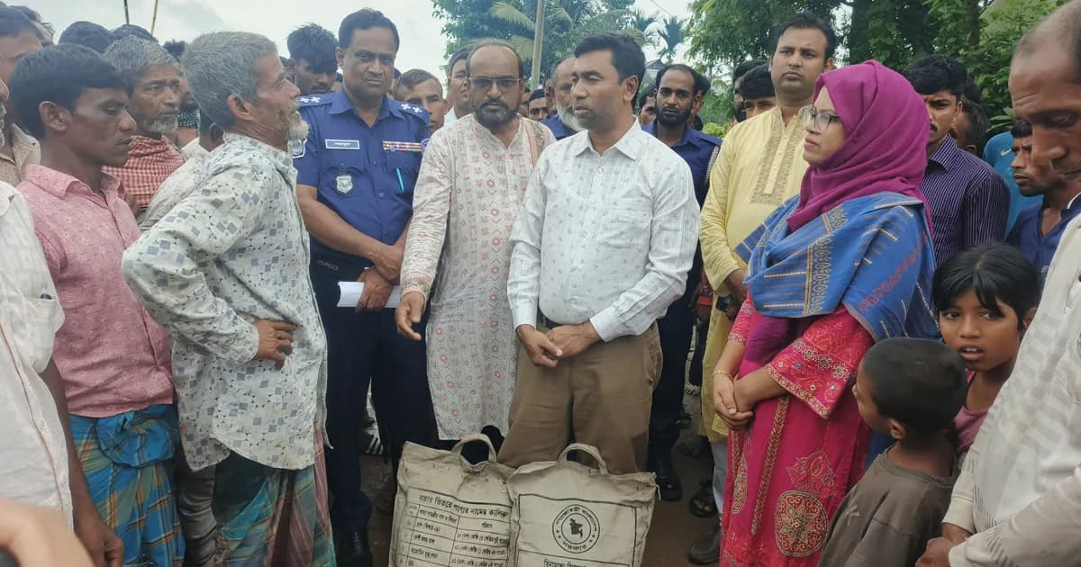 মদনে বজ্রপাতে নিহত রাজিবের পরিবারের পাশে উপজেলা প্রশাসন
