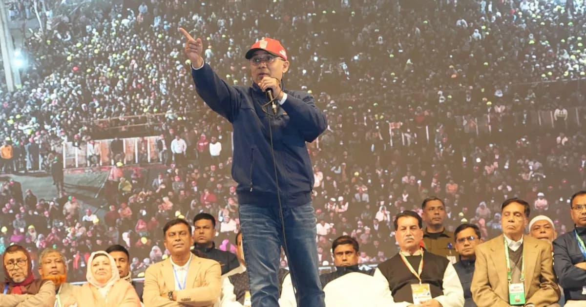 ভোররাত পর্যন্ত জনসভা, নেতাকর্মীদের কাছে দুঃখপ্রকাশ