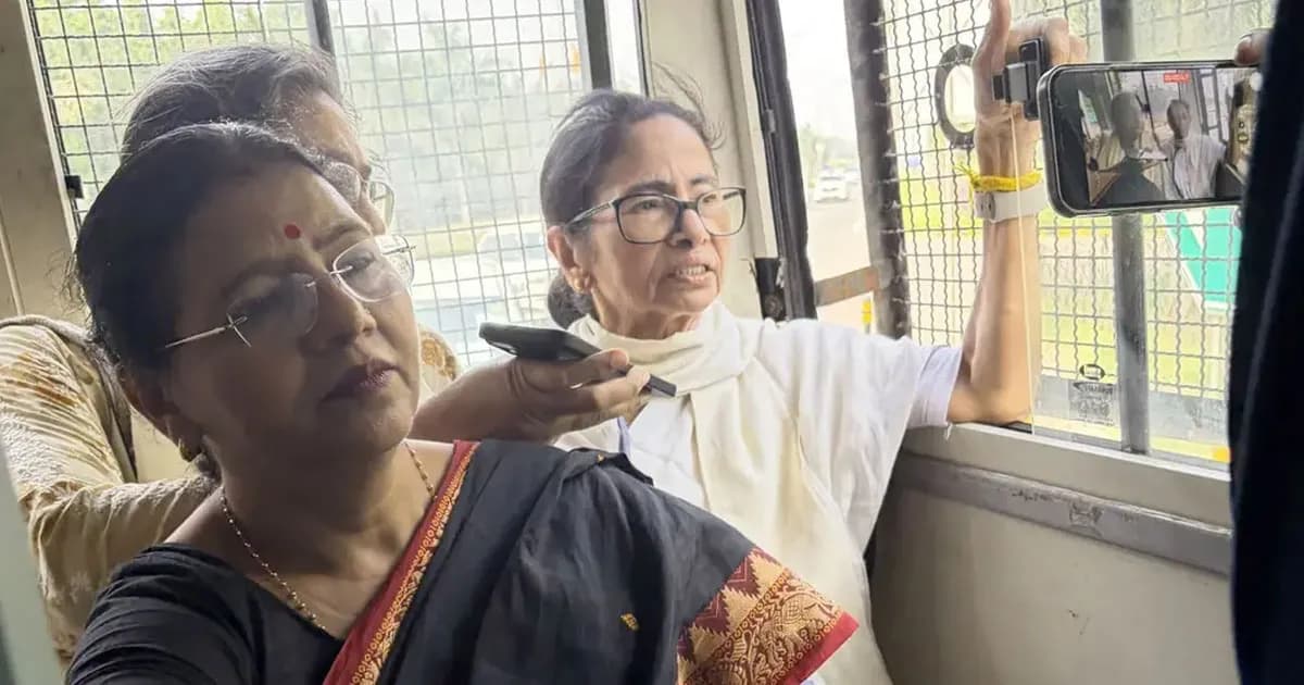 যন্তর মন্তর বিক্ষোভ: দিল্লিতে মমতা বন্দ্যোপাধ্যায় আটক