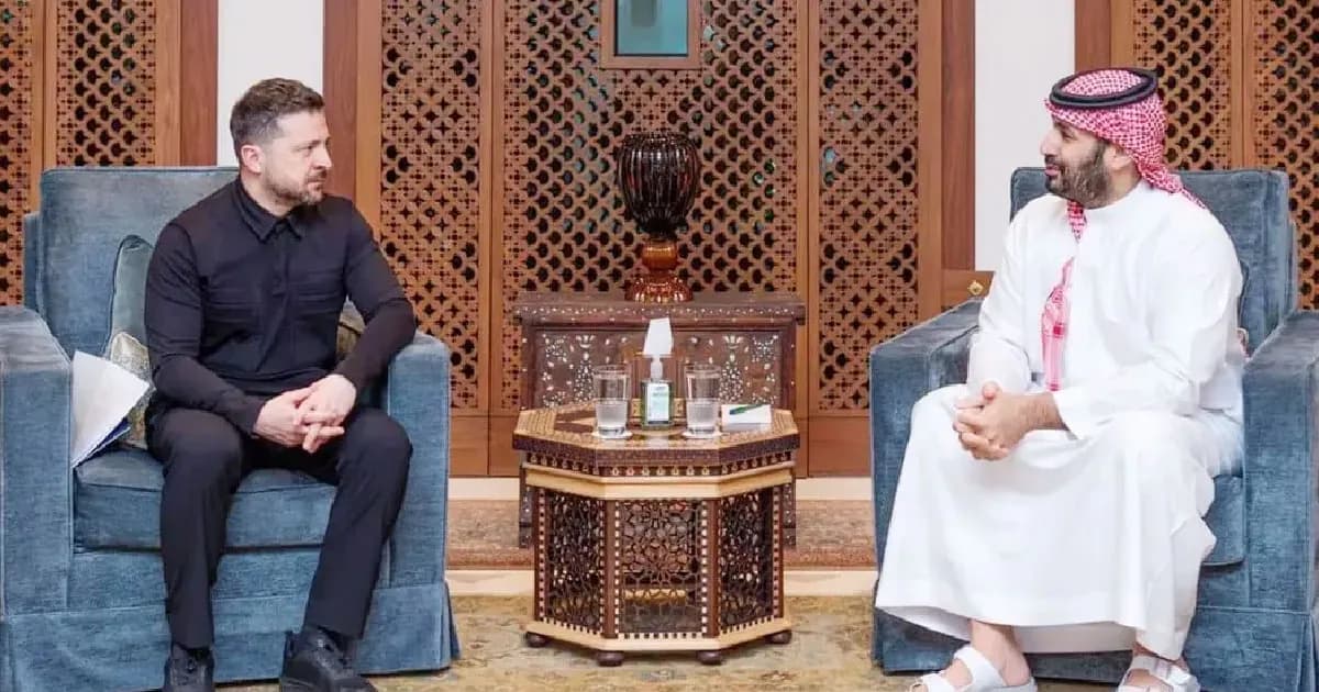 নিরাপত্তা সহযোগিতা চুক্তি স্বাক্ষর করলেন সৌদি যুবরাজ ও জেলেনস্কি