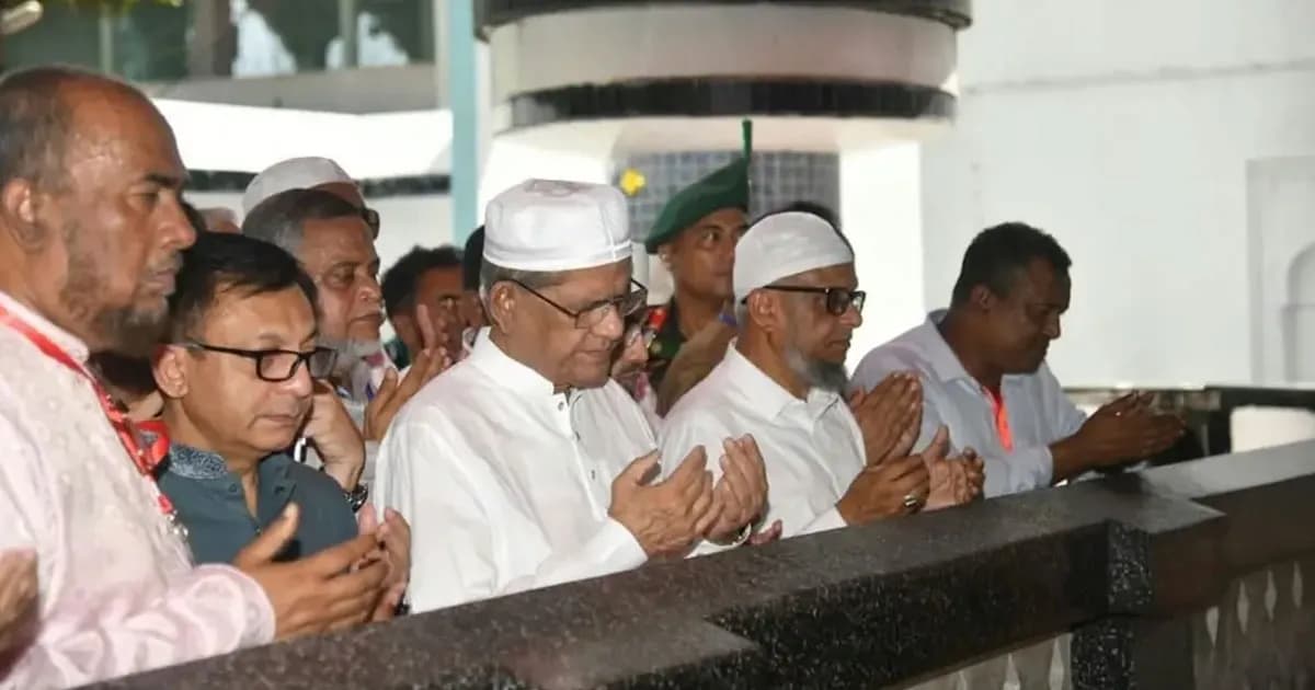 হযরত শাহজালাল (রহ.)-এর মাজার জিয়ারত করলেন রাষ্ট্রপতি মির্জা ফখরুল