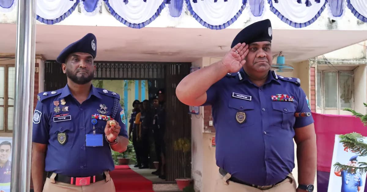 সিরাজগঞ্জে ডিআইজি আশিক সাঈদের দুই দিনের বার্ষিক পরিদর্শন